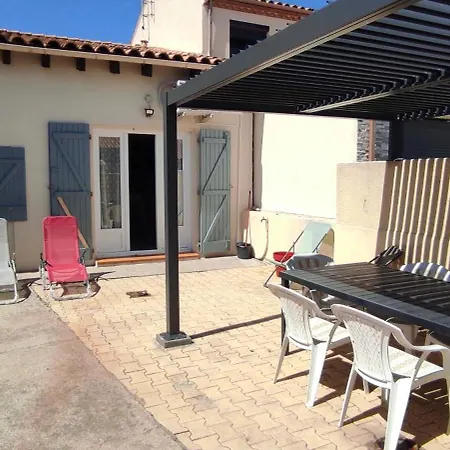 Rouge A La Climatisation Dans Toutes Les Pieces * Port-la-Nouvelle