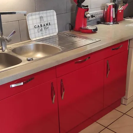 Rouge A La Climatisation Dans Toutes Les Pieces Port-la-Nouvelle