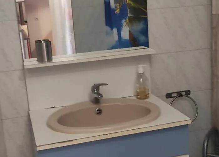 Rouge A La Climatisation Dans Toutes Les Pieces * 포르트라누벨