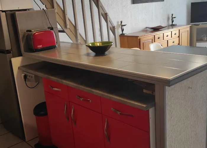 Rouge A La Climatisation Dans Toutes Les Pieces