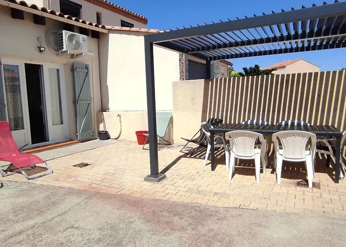 Rouge A La Climatisation Dans Toutes Les Pieces 펜션